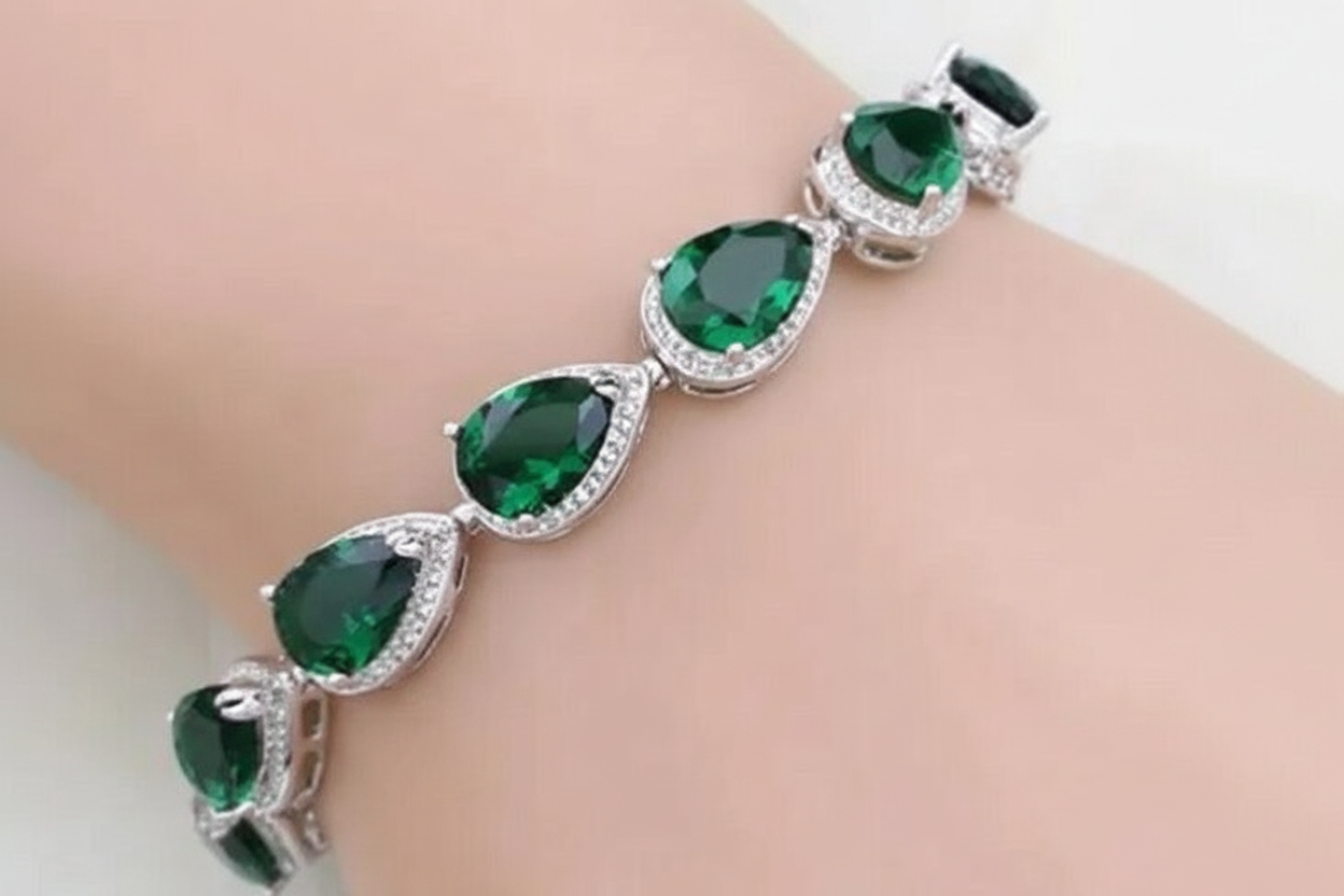 Exquisite Women's Green Zircon Crystal Bracelet - Zinc Alloy Metal - Bride / Wedding, Birthday, Party
